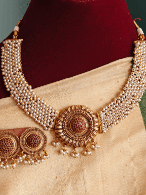 Pearl ruby ball choker