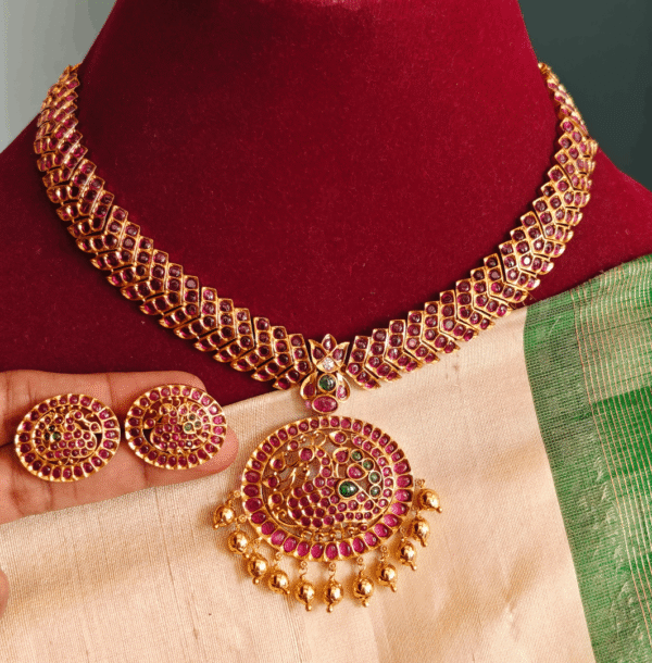 Annam attigai set (Ruby green)