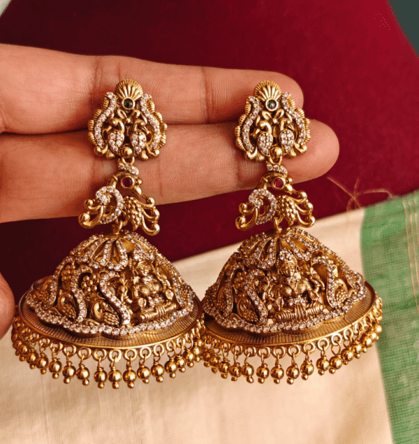 Bridal antique lakshmi kodai jhumkha