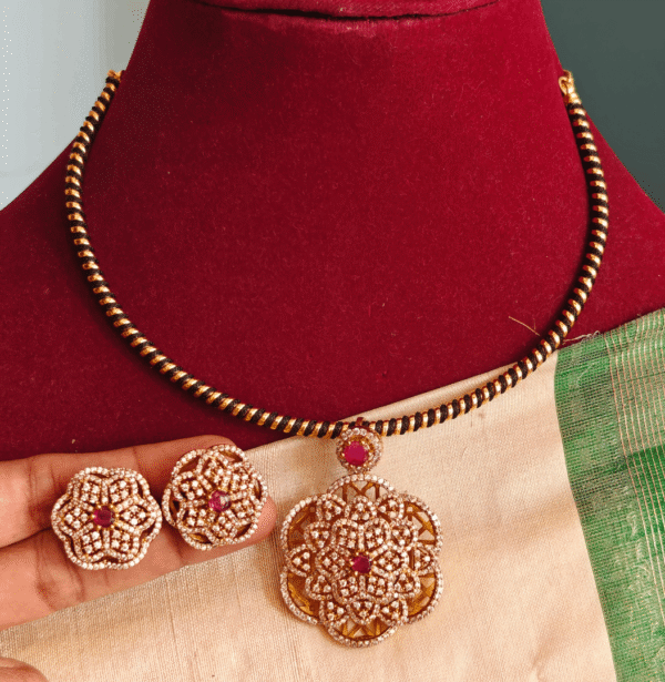 Amalia pendant set with black rope hasli