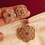 Amalia pendant set (White ruby)