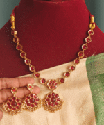 2in1 Pearl sigappu kal necklace with two sets of earrings