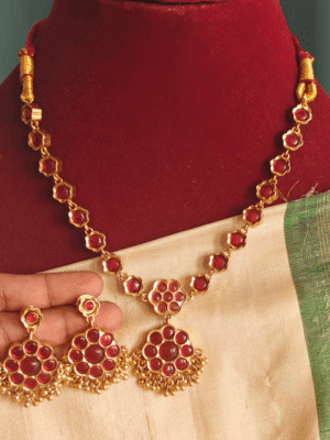 2in1 Pearl sigappu kal necklace with two sets of earrings