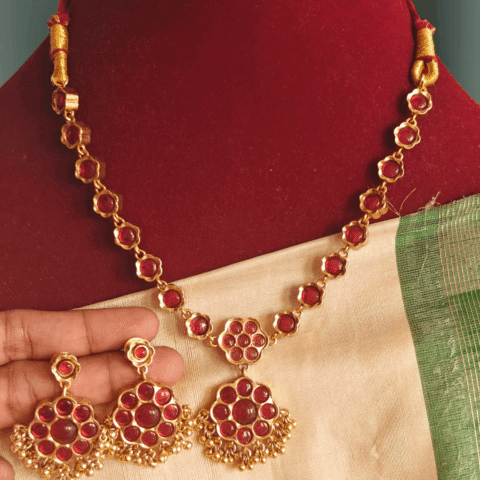 2in1 Pearl sigappu kal necklace with two sets of earrings