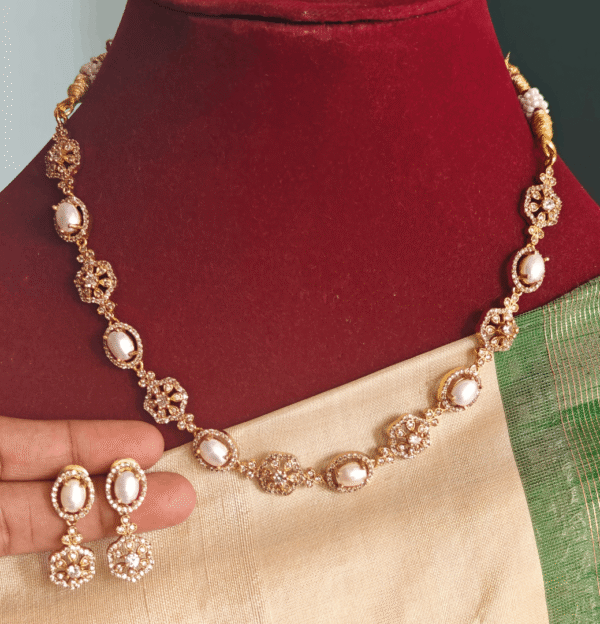 oval pearl stone necklace set