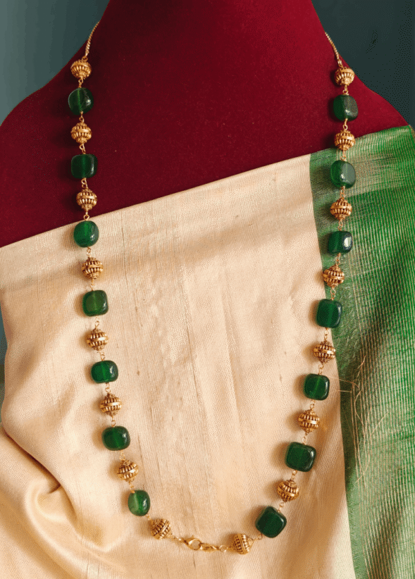 Green flat beads mala with fish hook to attach with any pendant