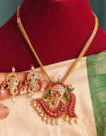 Ganesha kemp pendant set with short chain (multicolor)