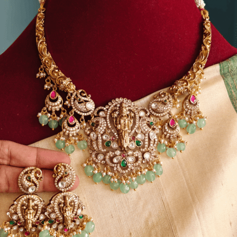 Vishnu victorian necklace set with earrings