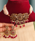 Peacock victorian pearl choker (Red)