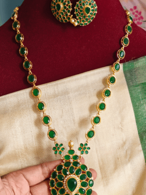 Emerald mango haaram