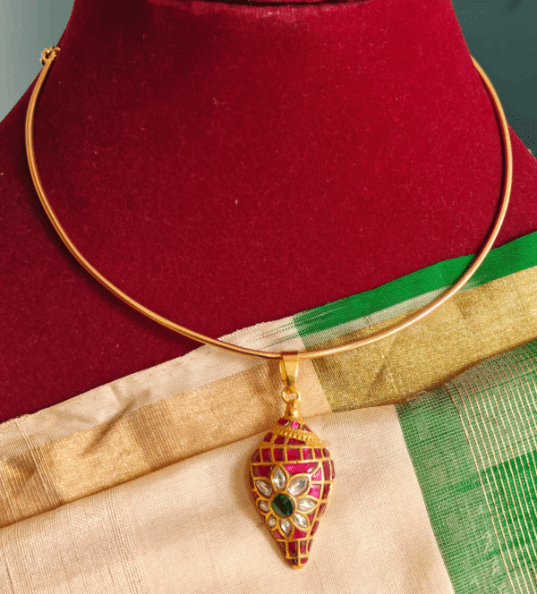 Jadau shankh hasli