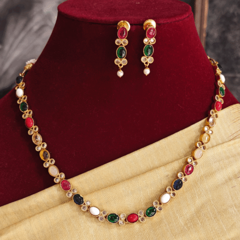 Oval stones Navratna necklace