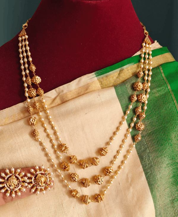 Three line pearl antique mala with earrings