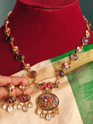 Oval stone kundan necklace (Purple multicolor)