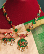 Oval stone kundan necklace (Darkgreen multicolor)