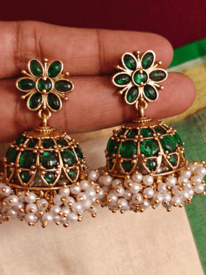 Traditional kodai jhumkha (green)