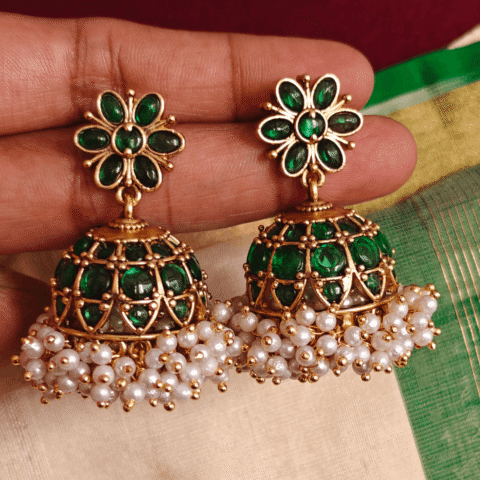 Traditional kodai jhumkha (green)