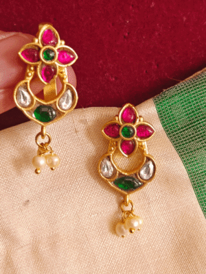 Flower kundan bugadi earrings