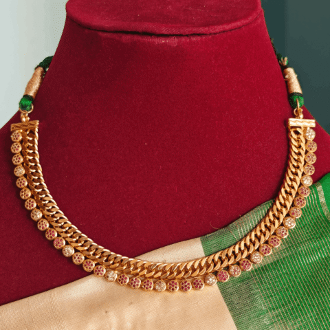 Flower attigai necklace