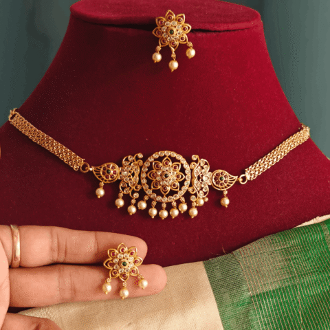 Mango flower necklace