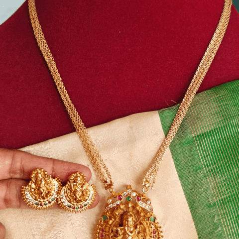 Flute krishna pendant set with chain