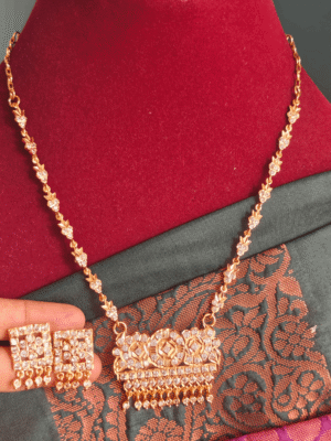 80's classic padhakkam necklace (white)