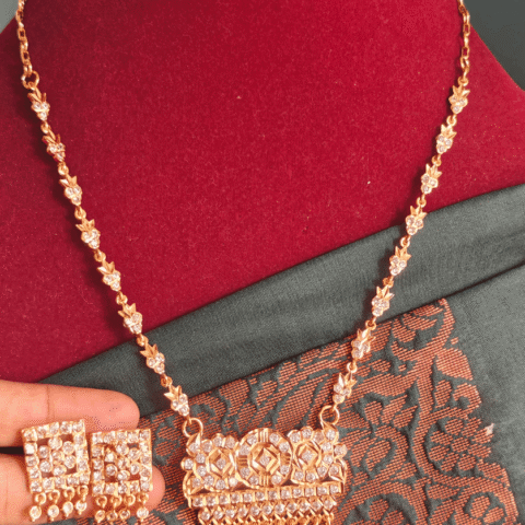 80's classic padhakkam necklace (white)