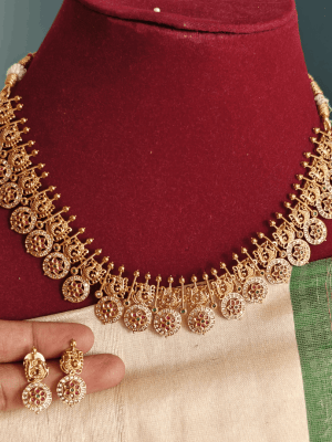 Annam kasu necklace