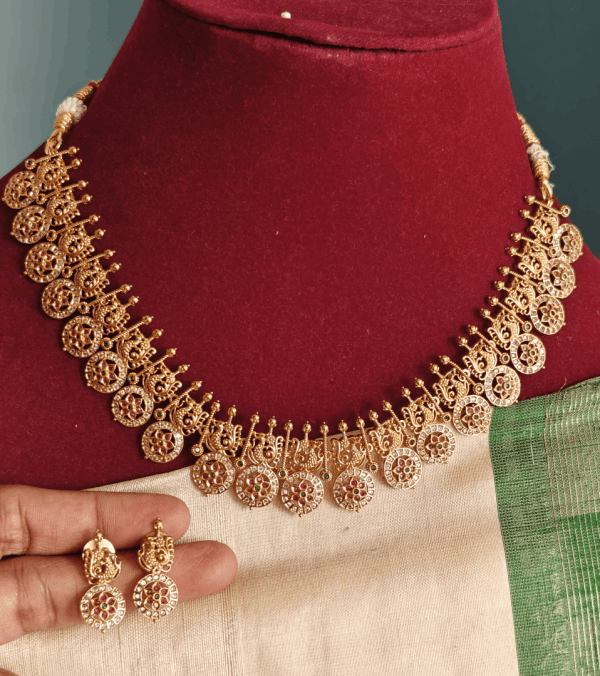 Annam kasu necklace