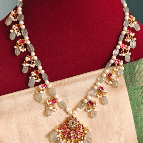 Kundan mossainaite mint green beads mala (Flower moon)