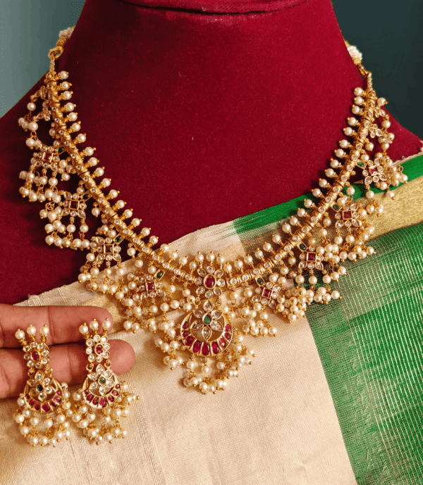 Chandbali guttapusalu necklace (Multicolor)