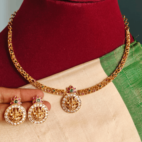 Lakshmi hasli necklace set