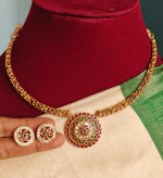 Hasli flower necklace set