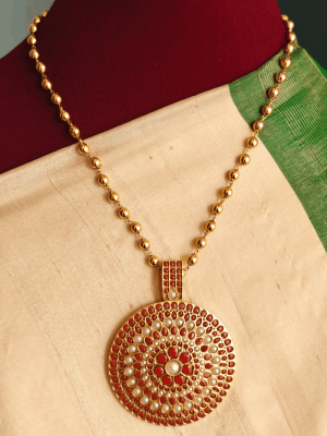 Meenakshi padhakkam pendant with ball chain (Coral pearl)