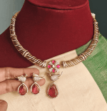 Bird victorian hasli (Ruby kundan)