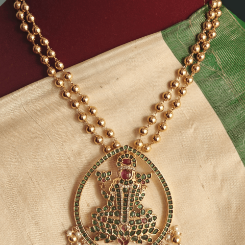 Thamrai lakshmi (Emerald) with double line ball chain
