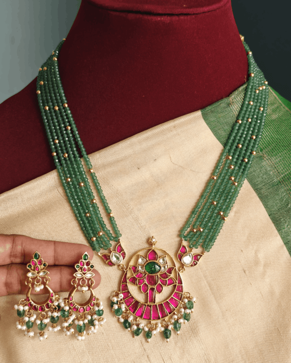 kamalam jadau pendant with 6 line green beads set