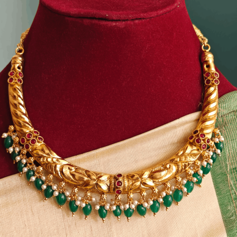 Royal antique hasli