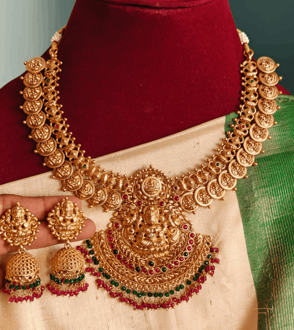 Lakshmi kasu necklace set
