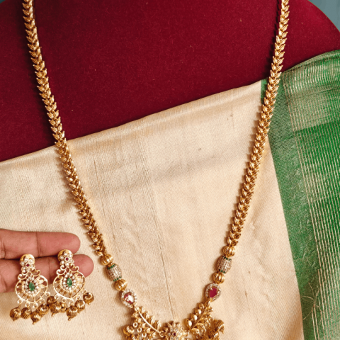 chandbali double leaf haram set