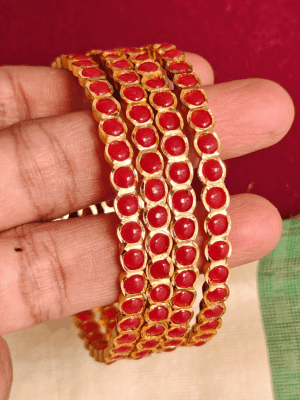 Round coral bangles (Set of 4)