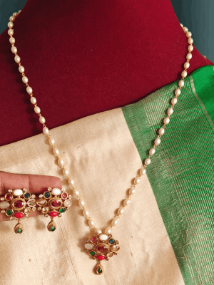 Navarathna pearl chain set
