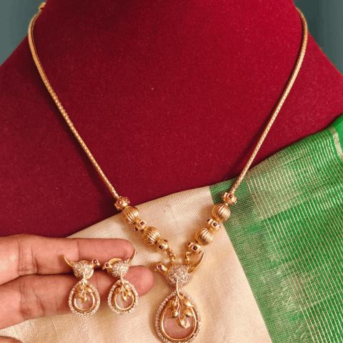 Oval peacock necklace(pink)