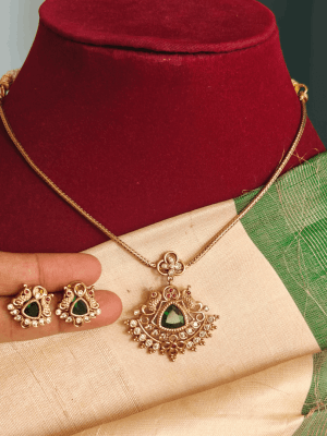 Double peacock chain set (green)