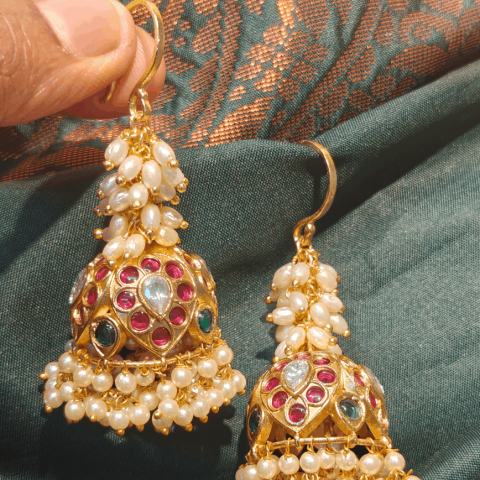 Yazhi hook jumkha