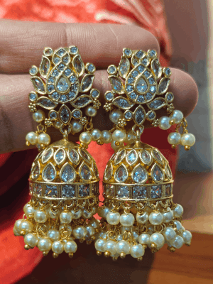 Lotus jhumkha (White)