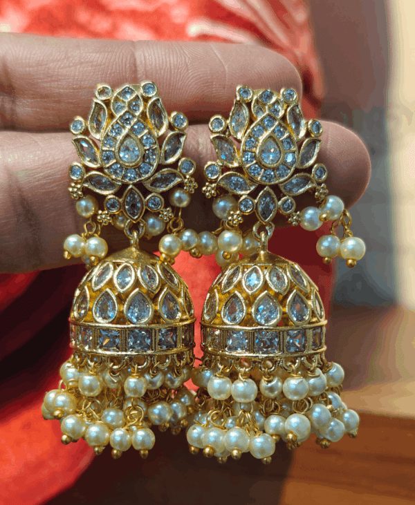 Lotus jhumkha (White)