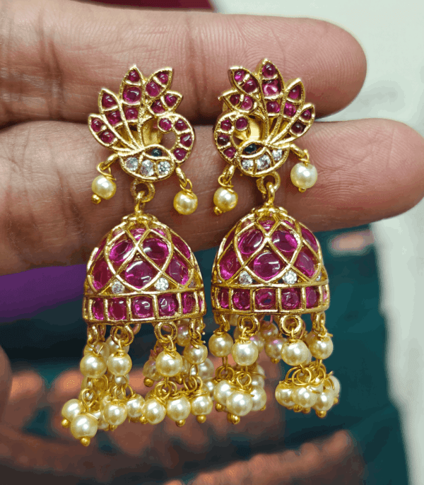 Mayil thogai jhumkha