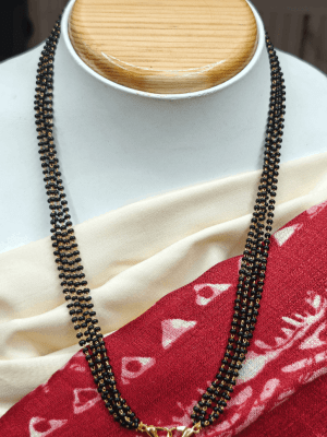 Black bead mangalsutra chain