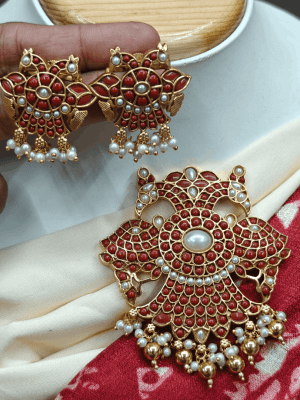Coral gandaberunda pendent set